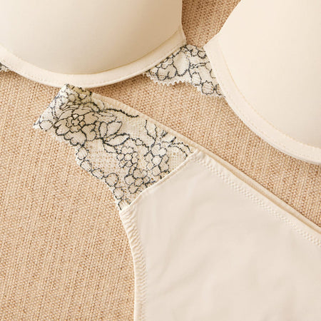 Smooth Lace Thong Ecru Two-Tone